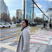 Profesora de Inglés a Niños de Nivel Básico