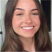 Profesora de Matemáticas o Física, a nivel ESO y bachillerato. Estudiante de segundo en Ingeniería de datos.