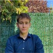 Estudiante del doble grado Economía y Matemáticas se ofrece como profesor de Matemáticas y Física