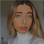 Estudio pedagogia y puedo ayudar en todo pero se me da bastante bien la lengua castellana