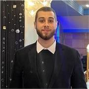 Native Arabic speaker with c1 level in English 
Can teach all ages