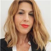 Profesora titulada en Marketing y maquetacion. Diseño en Canva y PowerPoint.