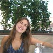Soy una estudiante con nivel C1 en inglés pero que lleva asistiendo a clases con profesores nativos desde los 3 años.