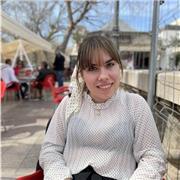 Me considero una persona responsable, con iniciativa y puntualidad.