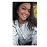 Profesional en marketing, ventas y branding, apasionada por fomentar autenticidad, liderazgo y adaptabilidad en equipos y personal