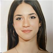 Dedicada a inspirar y guiar a niñas y niños de primaria y ESO en su expresión artística y creatividad.