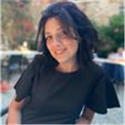 Dottoressa in Scienze Dell'Educazione impartisce lezioni di materie umanistiche