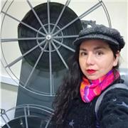 Profesora de educación diferencial. especialista en Lenguaje, Audición, diplomada en fomento lector e infancia creativa