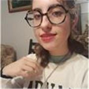 Profesora graduada de primaria apta para dar clases.