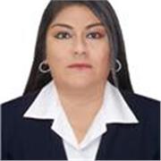 Profesora de Comunicación imparte clases a estudiante de primaria, secundaria y universidad