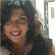 Madrelingua Francese impartisce lezioni a studenti di tutti i livelli