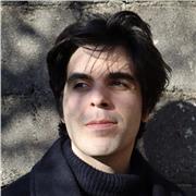 Soy doctor en arte contemporáneo y he trabajado tanto en la enseñanza como en el sector artístico durante los últimos diez años. Puedo impartir clases de arte contemporáneo y moderno a alumnos/as de todos los niveles. Estoy especializado en combinar teorí