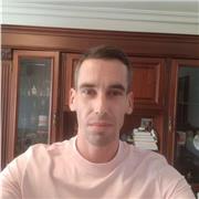 Profesor partículas de Francés, soy nativo y he estudiado en el Liceo Francés de Málaga.