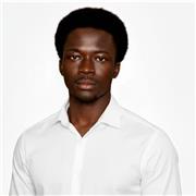 Prof de Maths avec 2 ans d'experience. Reserves ton premier cours