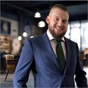 Chef di Roma che gira il mondo con il proprio lavoro e per divertimento insegno Italiano a chi vuol conoscere questa bellissima lingua