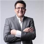 Coach ejecutivo, acompaño a mandos intermedio a romper techos y alcanzar su mejor versión, para ascender en cargo o reinventarse.