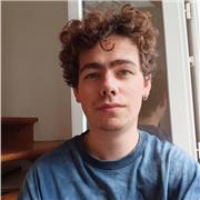 Jeune diplômé d'un diplôme d'état d'éducateur de jeunes enfants, et d'une licence en science de l'éducation. Si besoin d'un professeur et de cours particulier, je suis disponible.
Je peux t'aider à simplement réviser, où te faire des exercices adaptés en