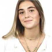 Hola, me llamo Paula y soy estudiante actual de la universidad Esade. Tengo una media en bachillerato de 8,7 y un 10.94 en la selectividad. Me enfoco más en la parte social, puedo dar clases de inglés, matemáticas, economía, catalán castellano o hacer sop