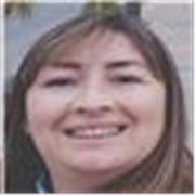 Offro lezioni private a bambini, giovane e adulti . Sono argentina e insegno la mia cultura con il nostro accento particolare.