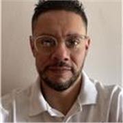 Planeación de las clases juega un papel importantísimo para el desarrollo de las mismas. Disfruto mucho trabajar con jóvenes y principiantes 