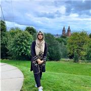 English Tutor to teach you at the comfort of your home