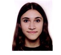 Studentessa liceale offre ripetizioni di spagnolo