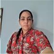 Profesora de ciencias sociales, historia, hace más de 10 años. 