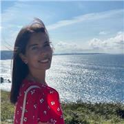 Profesora de matemáticas imparte clases a todas las edades