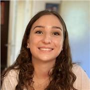 Étudiante motivée et trilingue (C1 anglais/espagnol) propose un soutien scolaire personnalisé à Martigues ou en visio.