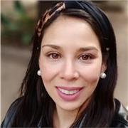 Profesora diferencial especialista en Tel y Di, ofrece apoyo pedagógico y estrategias de habilidades cognitivas