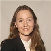 Englisch-Muttersprachlerin mit UK-Uniabschlüssen – alle Niveaus!