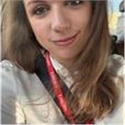 Laureata in Statistica con 10 anni di esperienza, pilota e lavoratrice a Dubai, offre supporto per lezioni private