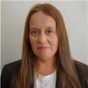 Qualified Physics Teacher with 14 years of experience in classroom and 5 years experience in online lesson