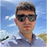 Offro lezioni di materie umanistiche, soprattutto latino, greco, ebraico