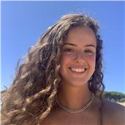 Estudiante de 3° medicina con ganas de enseñar, apoyar y animar a niños en el cole, con base en mates y tb en otras asignaturas :)