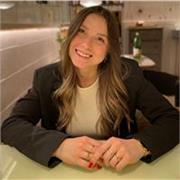 Studentessa magistrale in lingue, con un anno di esperienza negli USA, offro lezioni di inglese per elementari, medie e superiori.