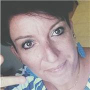 Laureata impartisce lezioni di italiano, italiano L2, aiuto compiti generale