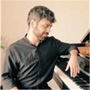 🎹 Aprende piano con un pianista profesional en Becerril de la Sierra. Clásico, jazz y composición. Todas las edades y niveles
