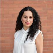 I have a 10+ years of experience of teaching Russian to students in the government and corporate world.