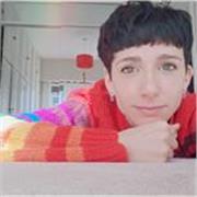 Soy correctora de textos y doy clases de apoyo de análisis sintáctico