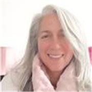 Native Italian tutor offering online lessons for adults, professionals and founders across the UK. 