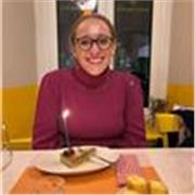 Studentessa universitaria con diploma di liceo classico impartisce lezioni di materie umanistiche e latino. Si offre anche aiuto compiti per studenti delle medie