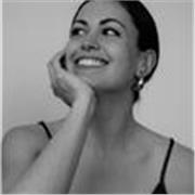 Directora de Clínica y gestión de equipos especializada en Yoga, Pilates y Respiración consciente. Técnicas de mejora en tu día