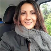 Insegnante di sostegno ispirata alla pedagogia Montessori