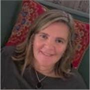 Profesora de Español, imparto conocimientos a quienes lo requieran