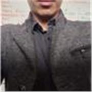 Profesor brinda apoyo y repaso en general