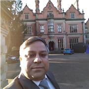 Everyone that wishes to learn English at basic level.