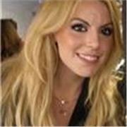 Si impartiscono lezioni di inglese/francese per qualsiasi fascia d'età.