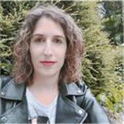 Apasionada de los amigurumis te enseña a crearlos de cero. También podemos hacer manualidades gastando poco dinero. Para todos los públicos