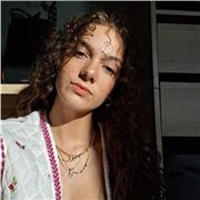 Etudiante, donne des cours de soutiens a domicile